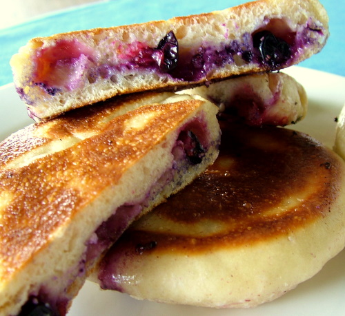 sourdough bolo levedo with blueberries